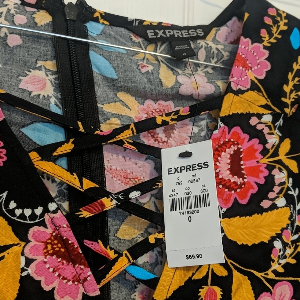 Romper - Picture 4 of 4